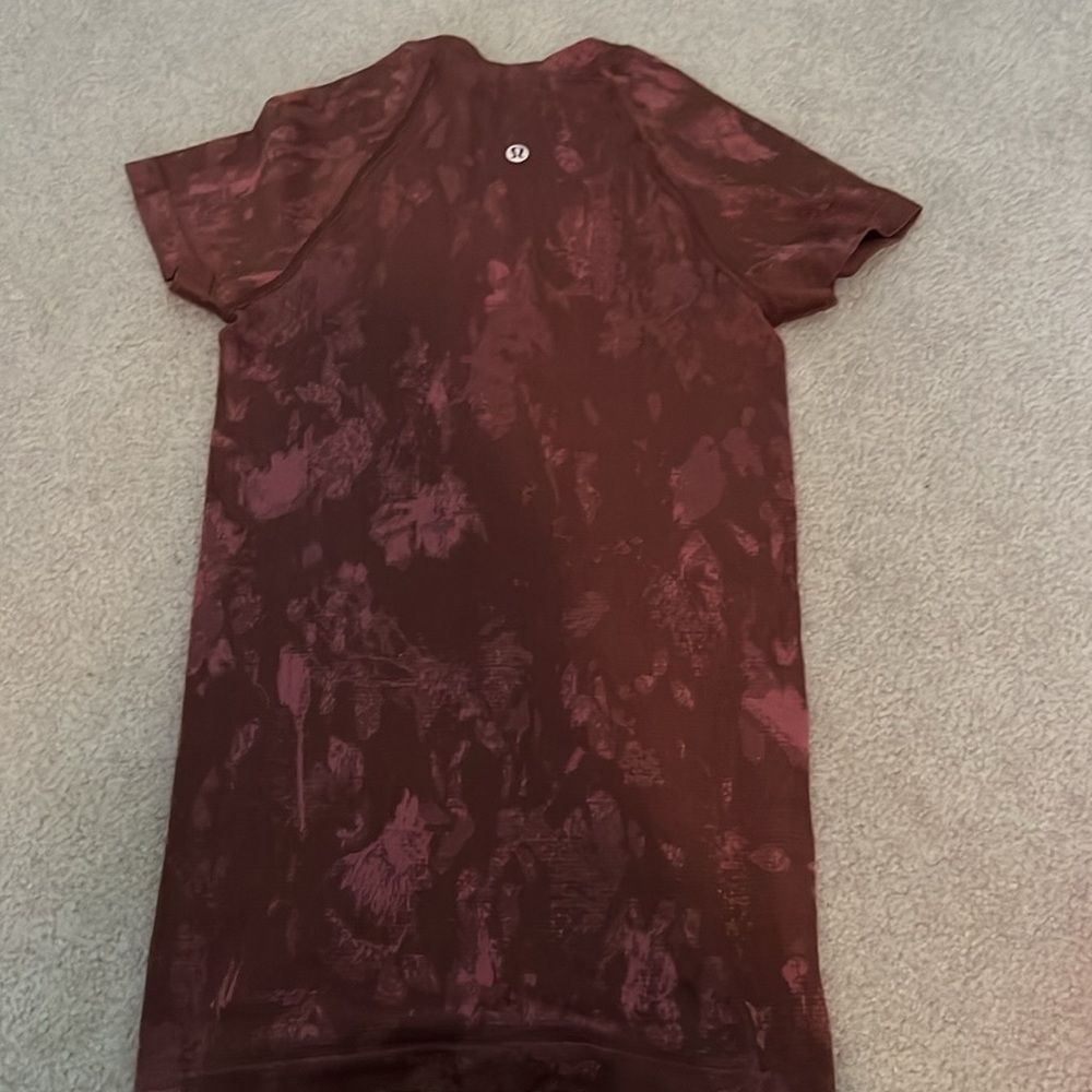 Lululemon Swiftly Tech Shortsleeve 2.0 - image 2